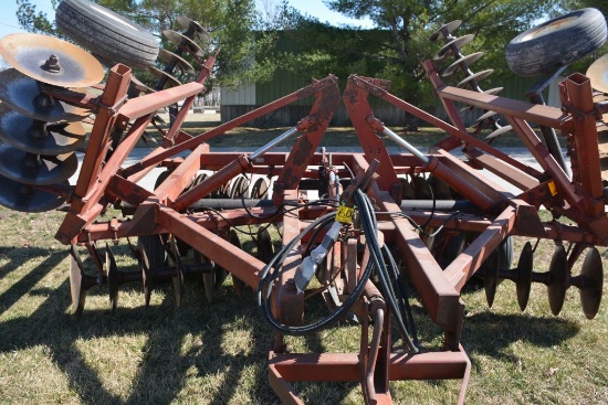International 490 Disk,  22', 21.25" Blades, Some New Hoses, Good Tires, Good Shape