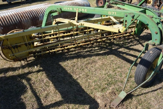 John Deere 671 Side Delivery Rake, Dolly Wheels, Good Shape, Ground Drive