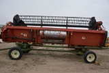IHC 1020 Bean Head, 18', Used 2 Years Ago, Rigid, With Green In Color Header Cart, Good Tires, Homem