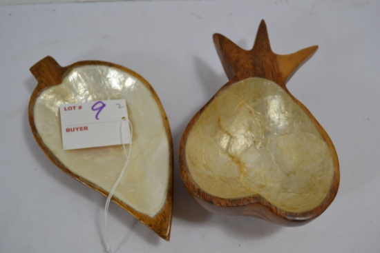 Unusual Leaf and Pineapple Wood Dish w/Mother of Pearl? Inlay; Made in Philippines; 7"