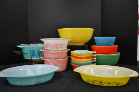 Outstanding Pyrex/ Cast Iron Collection Auction
