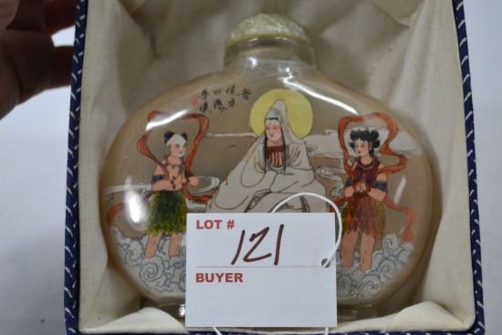 Vintage Reverse Painted Chinese Snuff Bottle 2 Sided Chinese Ladies; in Box No.A008