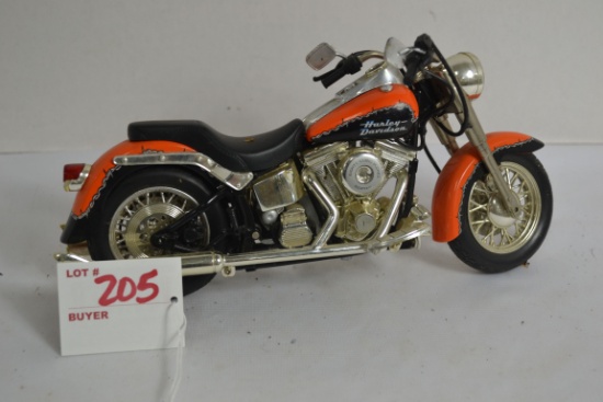 Harley Davidson Metal 1/18 Scale Fatboy