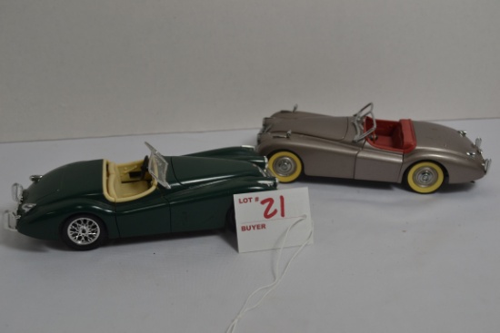 Danbury Mint 1/24 Scale 1949 Jaguar XK120 Replica and Bburago 1/24 Scale 1948 Jaguar XK120