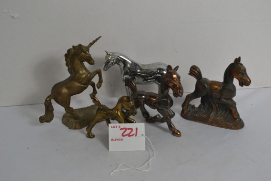 Group of 5 Metal, Brass, and Iron Horses
