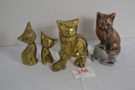 1 Lot of 8 Brass and Metal Cats; Various Sizes