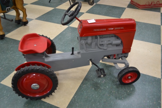 Ferguson 33 Special Pedal Tractor Signature Edition March 2006 w/Wide Front, Plastic Seat and Steeri