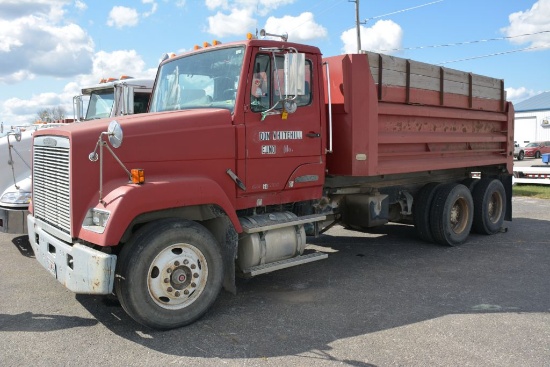 Freightliner Rock Truck, 9 Speed, Dual 50gal Tanks, Cat Engine, 14' All Steel Box, Single Cylinder L