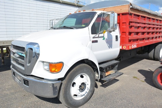 2006 Ford F650, White, Omaha Standard 16' Grain Box With Auger For Tendering Planter, Full Tarp, 5.9