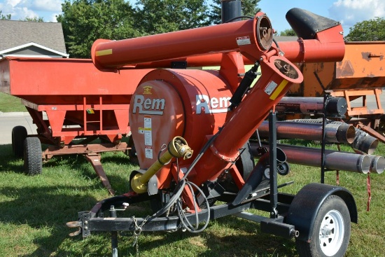 2012 Rem 2700 Grain Vac, 326 Hours, 1000pto, 1 Solid Steel, 1 Flex Steel, 1 1/2 1/2 Steel, 1 Rubber,