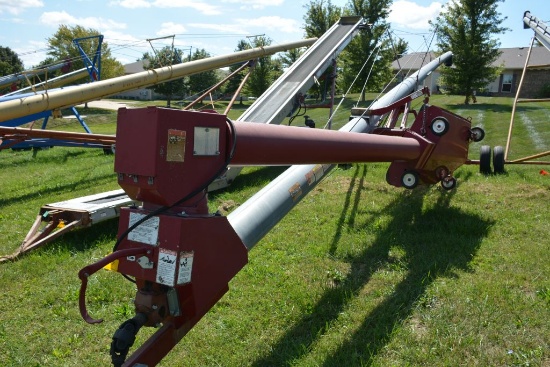 Mayrath 61'x10" Auger, Swing Around, 540pto, Hydraulic Lift, 1 Owner, Good Flighting