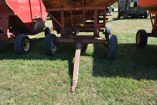 Kory Gravity Wagon On IHC Running Gears, Good Shape, Approx. 250bu
