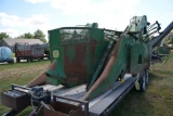 John Deere 237 Corn Picker, Late Model, Shedded, Last Model Year