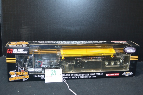 National Toy Truck'n Construction Show Die-Cast Promotion 2010 Kenworth W900 w/Dump Trailer