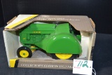 Ertl Collectors Edition 1953 John Deere Orchard Tractor; 1/16 Scale NIB