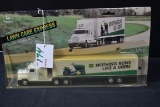 Ertl John Deere Lawn Care Express Truck and Trailer; 1/64 Scale; NIB