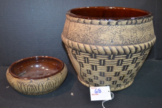 Vintage Western Stoneware Company Acorn/Basket Pattern Pot w/Brown Interior Glaze 8-1/2"x8" (Has Cra