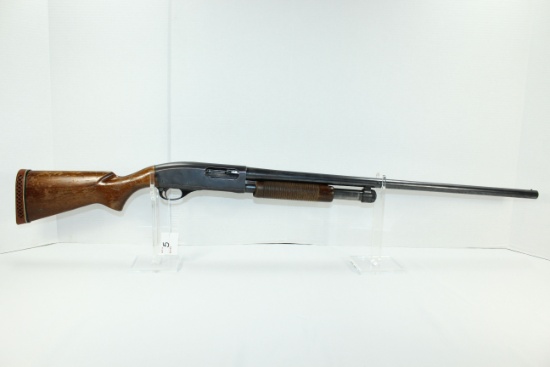 Remington 870 Wingmaster 12 Ga. 2-3/4" Cham. Shotgun w/28" Full Choke BBL; Chip in forearm.; SN 7846