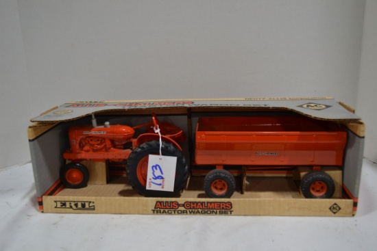 Vintage Ertl Allis-Chalmers Tractor and Wagon Set; 1/16 Scale; NIB