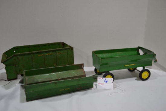 Group of Vintage John Deere Tru-Scale Wagons including 112 Chuck Wagon and Wagon Numbered 0083 Plus