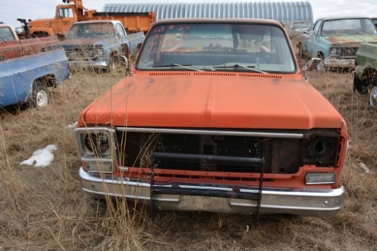 1975 Chevrolet Silverado 4x4 Pickup w/AT, V8 Engine, PS, and PB