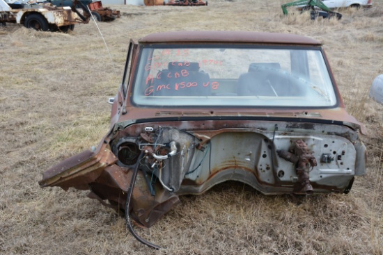 1970s GMC 1500 Pickup w/V8 Engine and AC CAB ONLY