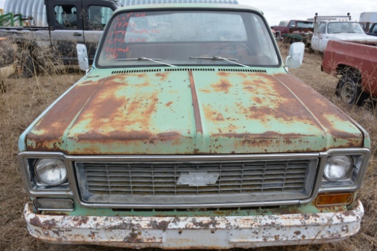 1970s Chevrolet Custom 10 Stepside Pickup w/4-Speed Transmission and V8 Engine