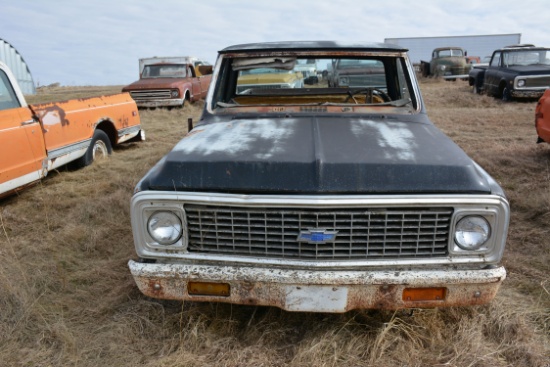 Chevrolet Custom 10 Pickup w/V8 and AC Components in Cab; MISSING ENGINE; Doors will not open.