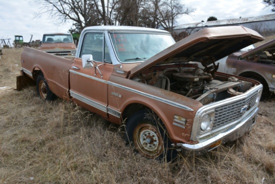 1972 Chevrolet Cheyenne 20 Pickup w/4-Speed Transmission, V8 Engine, and PB