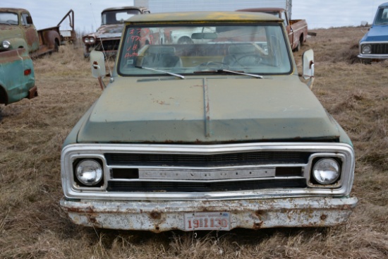 1970? Chevrolet Pickup w/AT and V8 Engine