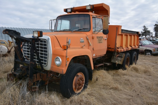 1985 Ford 8000 Dump Truck w/3208 CAT Engine and Snowplow; Runs on Starting Fluid; HAS TITLE