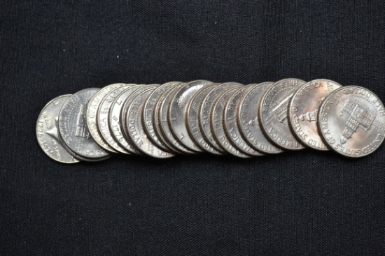 1 Lot of 20 - Bicentennial Kennedy Half Dollars; $10 Face Value