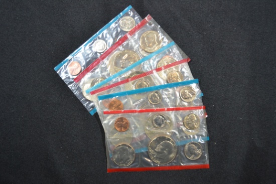 3 - 1976 U.S. Mint Sets w/o Envelopes; 3xBID