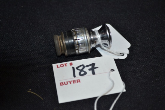 1937-48 Chevrolet Accessory Cat's Eye Lighter