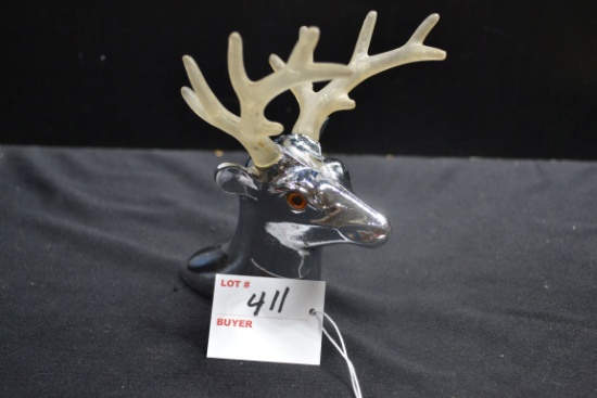 Buck Hood Ornament w/Lighted Lucite Antlers; 6"x5"
