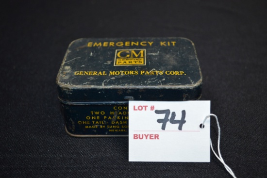 GM Emergency Lamp Bulb Kit in Original Metal Box