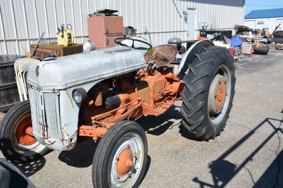 Ford 8N, Needs Ignition, Turns Over
