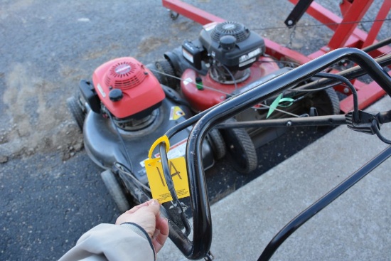 Honda Push Lawn Mower, Needs Carb Work, Been Sitting, Little Use