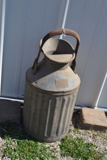 Antique Ellisco 5 Gallon Galvanized Milk Can w/Handle and Spout