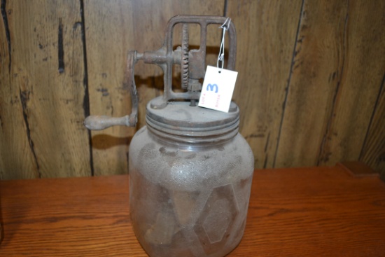Unmarked 3 Quart butter Churn w/Glass Base