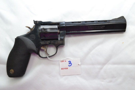 Taurus M970 Tracker .22 LR Cal. 7-Shot Double Action Revolver w/6-1/2" BBL, Adj. Rear Sight, Origina