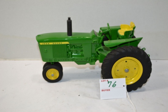 Ertl John Deere 3020 1/16 Scale Tractor; Nice Condition