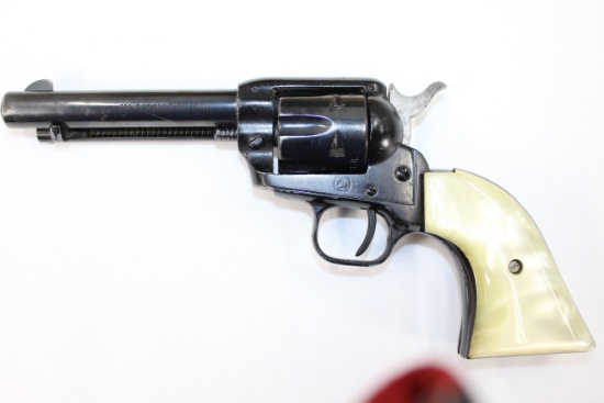 Colt Frontier Scout Model 62 .22 LR Cal. 6-Shot Single Action Revolver w/Wooden Presentation Box; SN