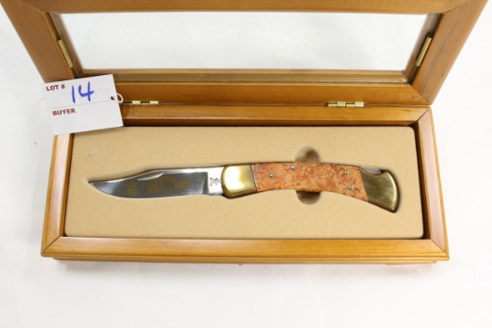 Buck Custom Folding Lock Blade Knife w/Gold Inlay Western Scene including H&H Buck Blacksmith Shop,
