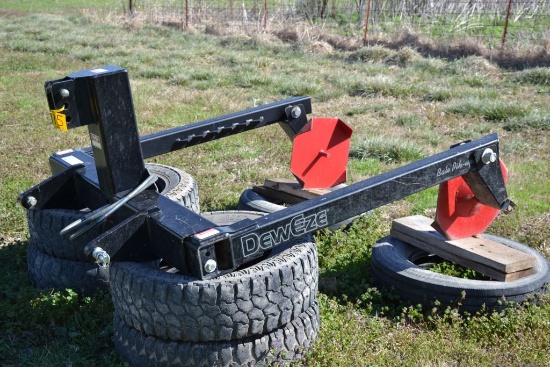 DewEze 3pt Bale Unroller, LIKE NEW