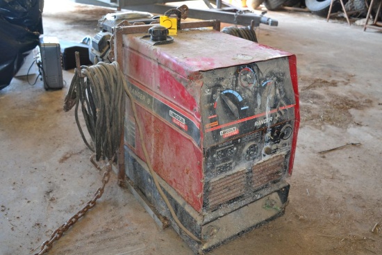 Lincoln Range 8 Gas Powered Welder Generator, 321 Hours, 225Amp