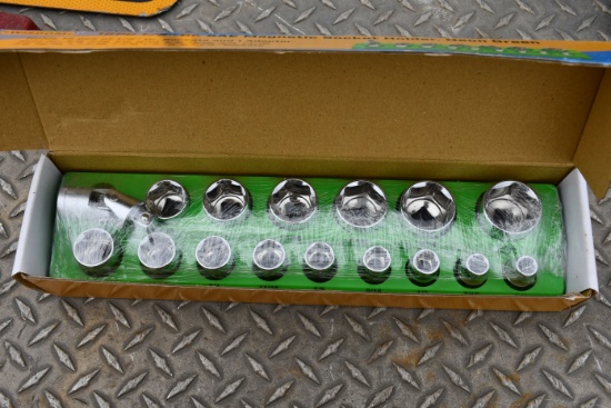 16-Piece 1/2" Dr. New Socket Set