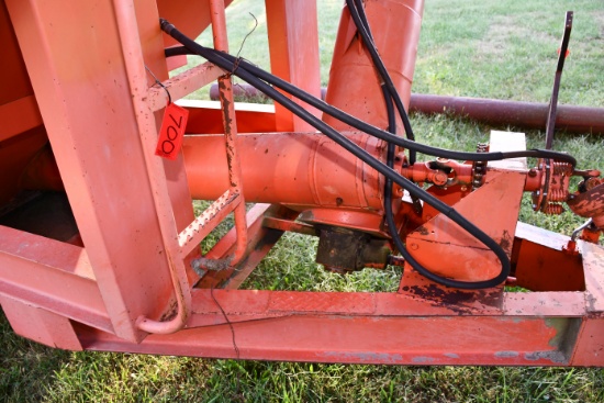 UFT Grain Cart, Front Auger, 400bu Approx., 1000pto, No Tarp, Needs Patched, Red