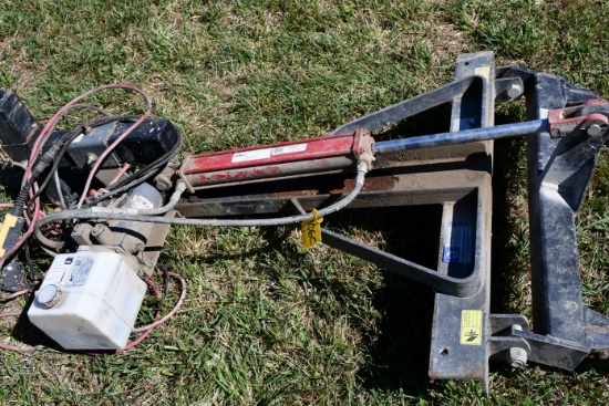 Pickup Bale Stabber, Hooks On Gooseneck Ball, Hydraulic