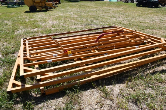 10'x10' Sioux Working/ Calving Pen, Good Shape, Missing Head Catch, Needs Bolts